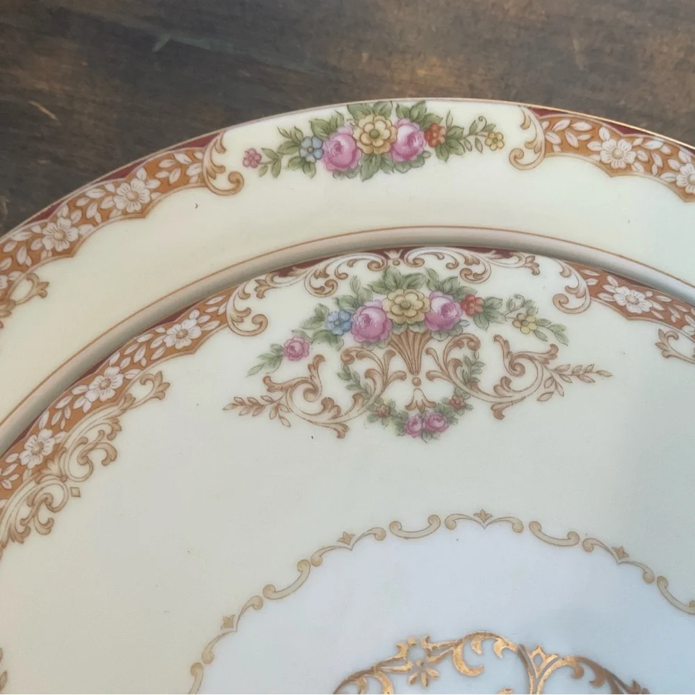 Noritake Rosebud 6002 round 10 Inch Elegant Floral Lidded Tureen Covered Dish